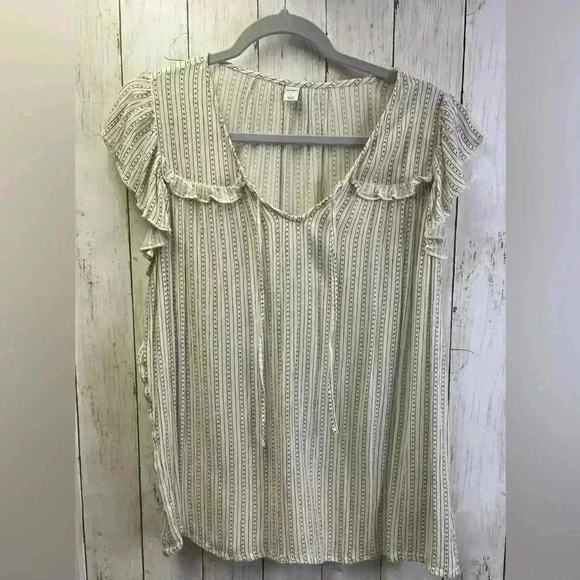 Old Navy Sleeveless top size Large - Picture 1 of 8